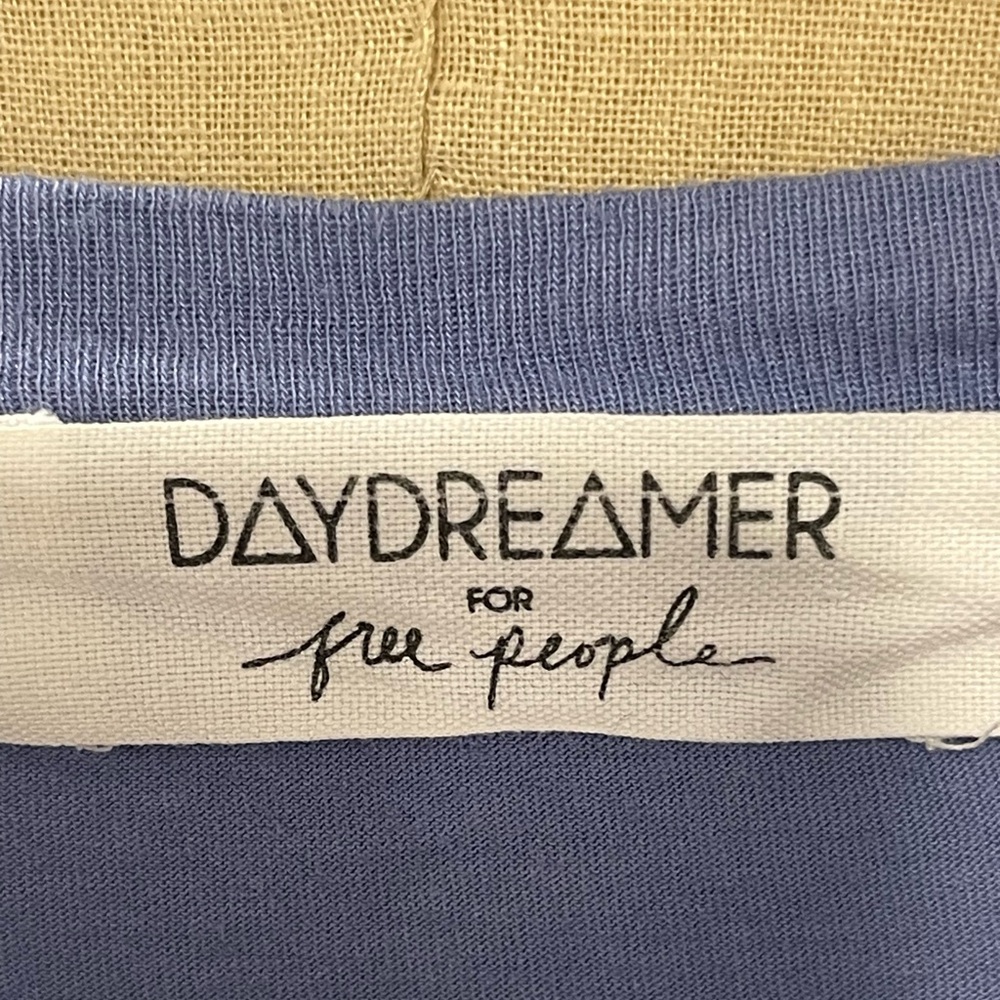 Free People Daydreamer Logo Leopard Print Tee - Picture 3 of 7